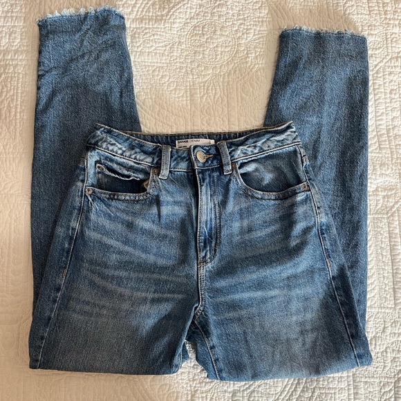 Mom Jeans - Picture 1 of 5